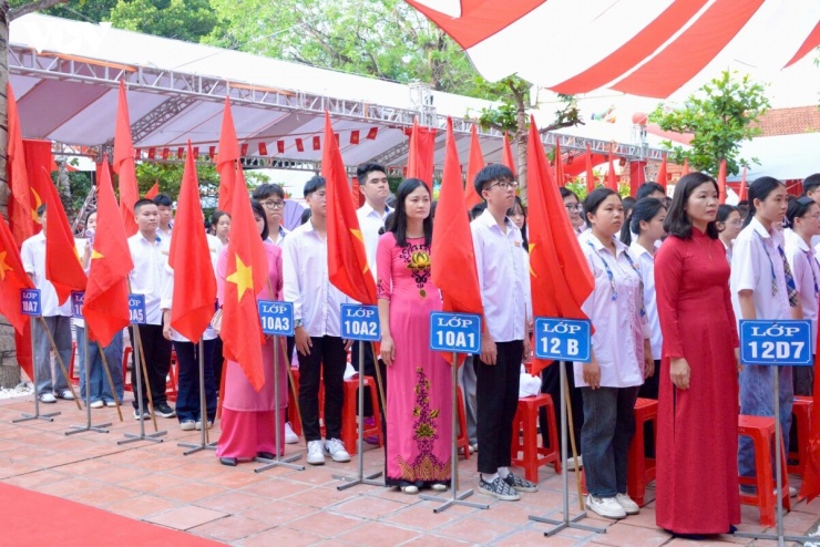Học sinh cả nước hân hoan trong lễ khai giảng năm học mới 2026-2027 - 11