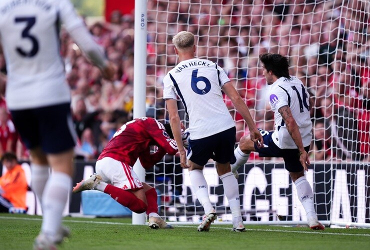 Trực tiếp bóng đá Nottingham Forest - Tottenham: Kịch tính cuối trận (Ngoại hạng Anh) (Hết giờ) - 2