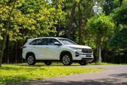 Đánh giá Toyota Innova Cross: Lựa chọn phiên bản nào tốt nhất cho gia đình?