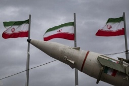 Iran tuyên bố thay đổi chiến lược đáng sợ trước các mối đe dọa từ Mỹ và Israel