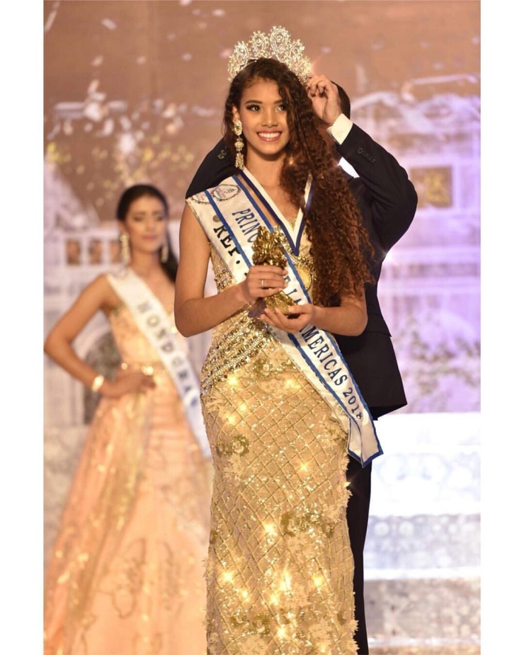 Joheirry Mola giành danh hiệu Princess tại Miss Teen Américas (Hoa khôi tuổi Teen khu vực châu Mỹ).