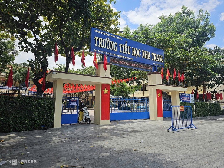 Điểm chính của trường Tiểu học Nha Trang, Khánh Hòa. Ảnh: Bùi Toàn