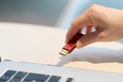 Thiết bị nhỏ xíu này có thể là “án tử” cho ổ flash USB?