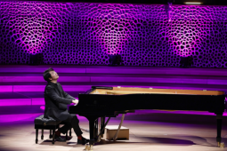 Steinway Spirio | r: Khi không gian sống trở thành phòng hòa nhạc riêng