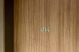 Lý do nhiều khách sạn không có phòng 404