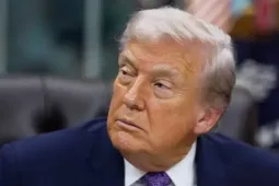 Tổng thống Mỹ Trump đối mặt ba lựa chọn sống còn trong cuộc xung đột với Iran