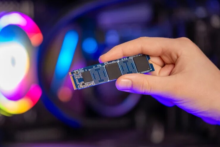 Giao tiếp USB hiện tại có thể chưa theo kịp tốc độ mà ổ M.2 hỗ trợ.