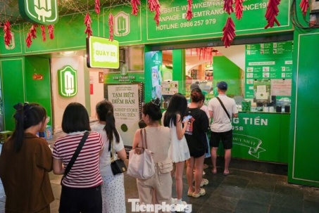 Phản ứng khi Kem Tràng Tiền đóng cửa