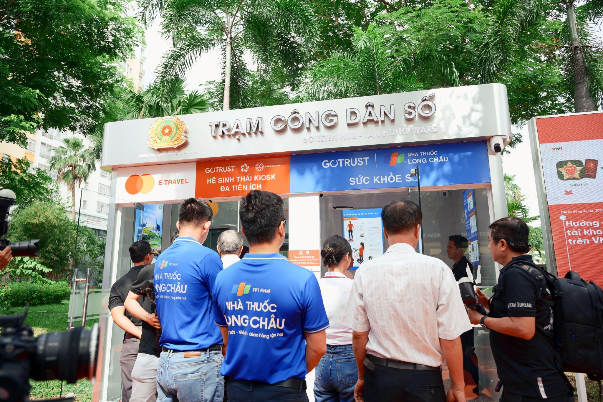 Trạm Công dân số được Bộ Công an công nhận là sáng kiến cải cách hành chính cấp Bộ. Ảnh: H.Khánh