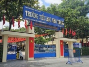 'Siêu trường' hơn 10.500 học sinh, 13 hiệu phó sau sáp nhập