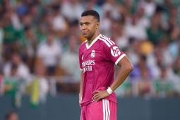 Mbappe bị chê "trẻ con và đáng thương" sau tuyên bố về Quả bóng vàng