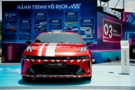 Lynk & Co 03 – tân binh nhiều hứa hẹn phân khúc sedan cỡ C