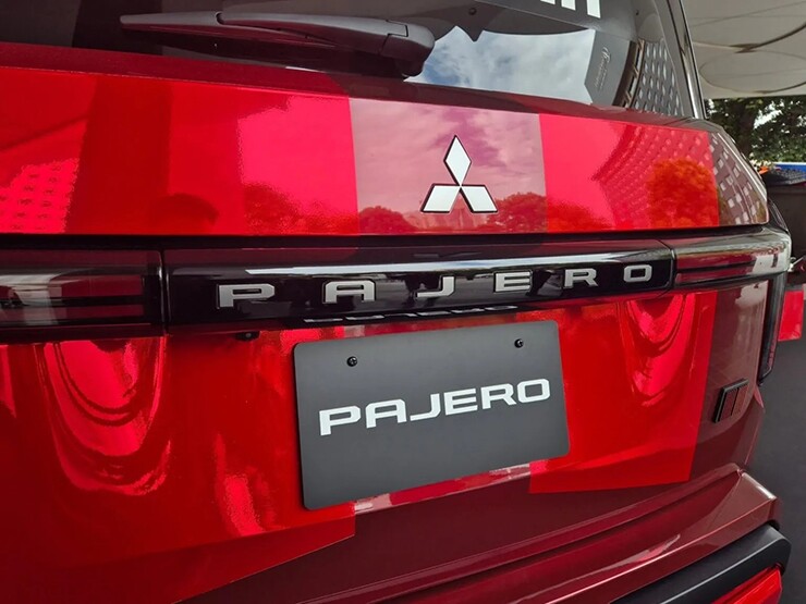 Vừa ra mắt, Mitsubishi Pajero 2026 đã có bản off-road siêu ngầu - 6