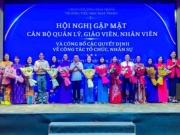 Hiệu trưởng quản lý 'siêu trường' hơn 10.500 học sinh thế nào?