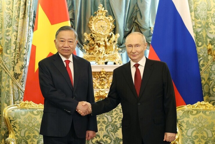 Tổng thống Nga Putin chủ trì lễ đón Tổng Bí thư, Chủ tịch nước và phu nhân