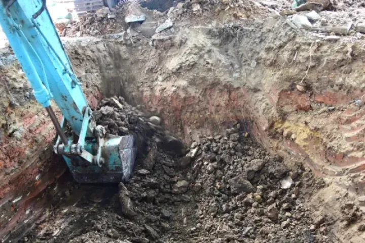 Phát hiện thêm rãnh mộ liệt sĩ trong Công viên Lê Thị Riêng