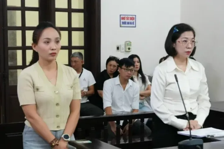Hà Nội: Hai phụ nữ cùng bị phạt tù vì xô xát tranh chấp khoảng không giữa 2 nhà