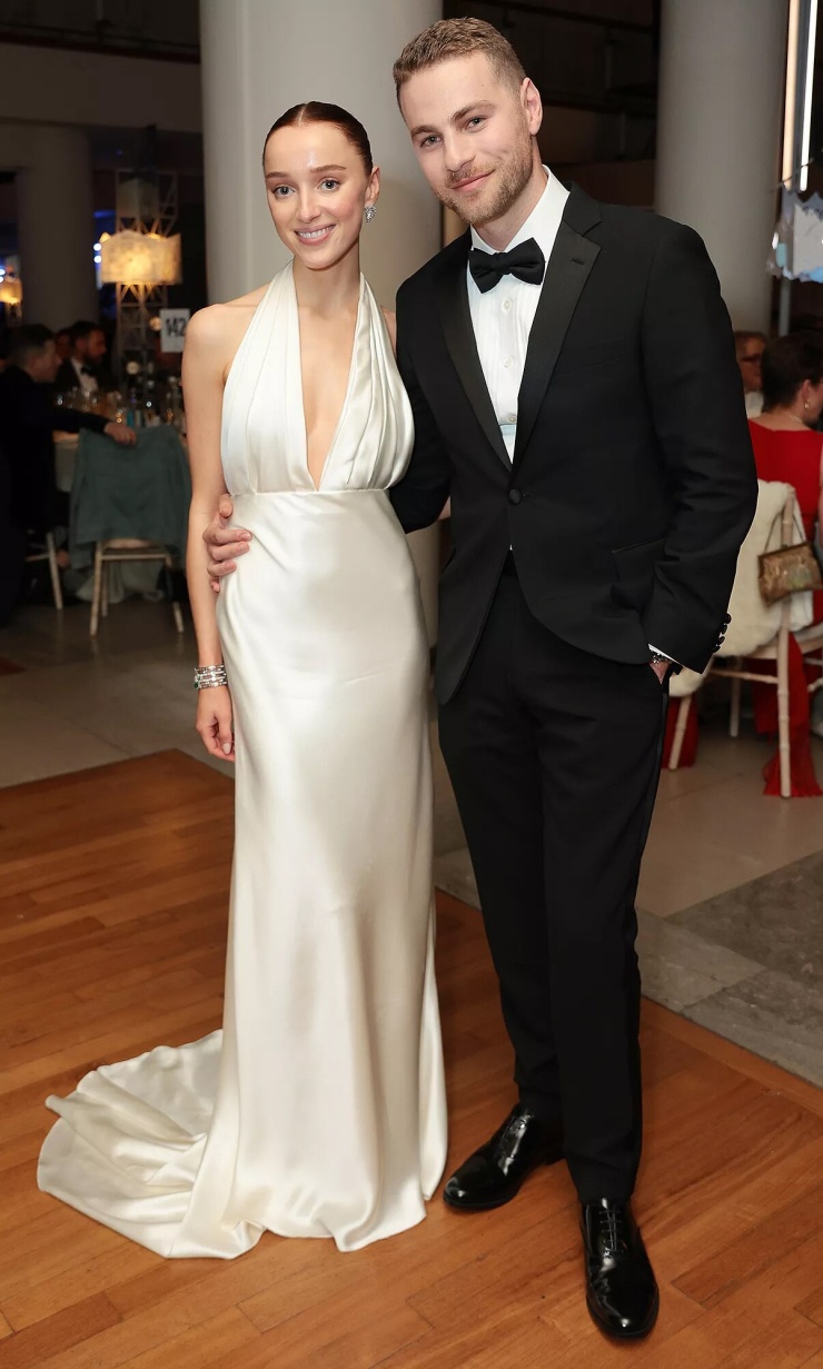 Phoebe Dynevor và Cameron Fuller. Ảnh: BAFTA