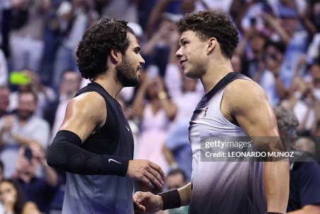 Video tennis Shelton - Alcaraz: 5 set nghẹt thở, cú sốc cho nhà vô địch (US Open)