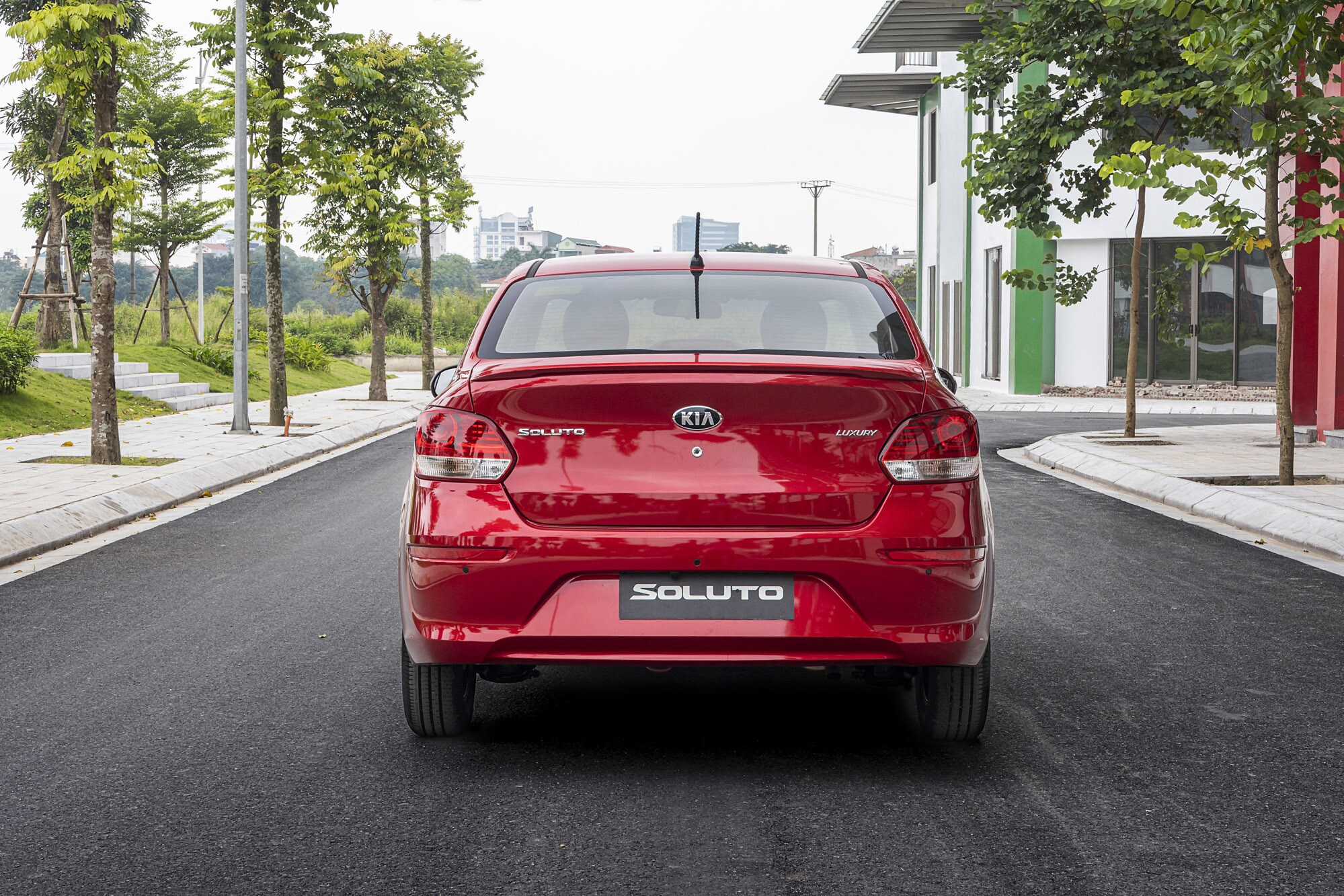Ngân sách 400 triệu đồng chọn Toyota Vios hay Kia Soluto? - 3