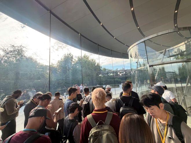 TRỰC TIẾP: Apple trình làng iPhone 18 Pro, iPhone 18 Pro Max và iPhone Duo màn hình gập - 52
