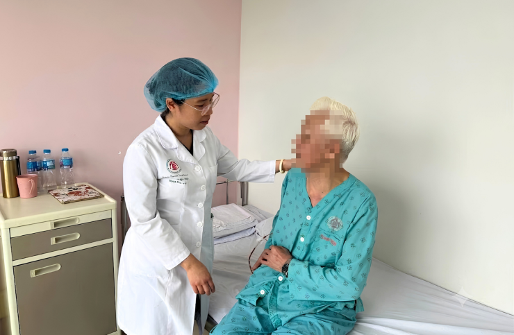 Bệnh nhân N.X.L điều trị tại khoa Phụ sản, Bệnh viện Quân đội 108. Ảnh BVCC