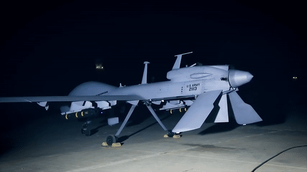 Vệ binh Cách mạng Hồi giáo Iran (IRGC) ngày 8/9 tuyên bố đã bắn hạ một máy bay không người lái (UAV) MQ-1 hiện đại của Mỹ khi phương tiện này hoạt động trên eo biển Hormuz.