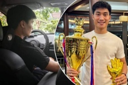 Cựu thủ môn U20 Việt Nam lái taxi mưu sinh: 'Tôi vẫn chưa giải nghệ'