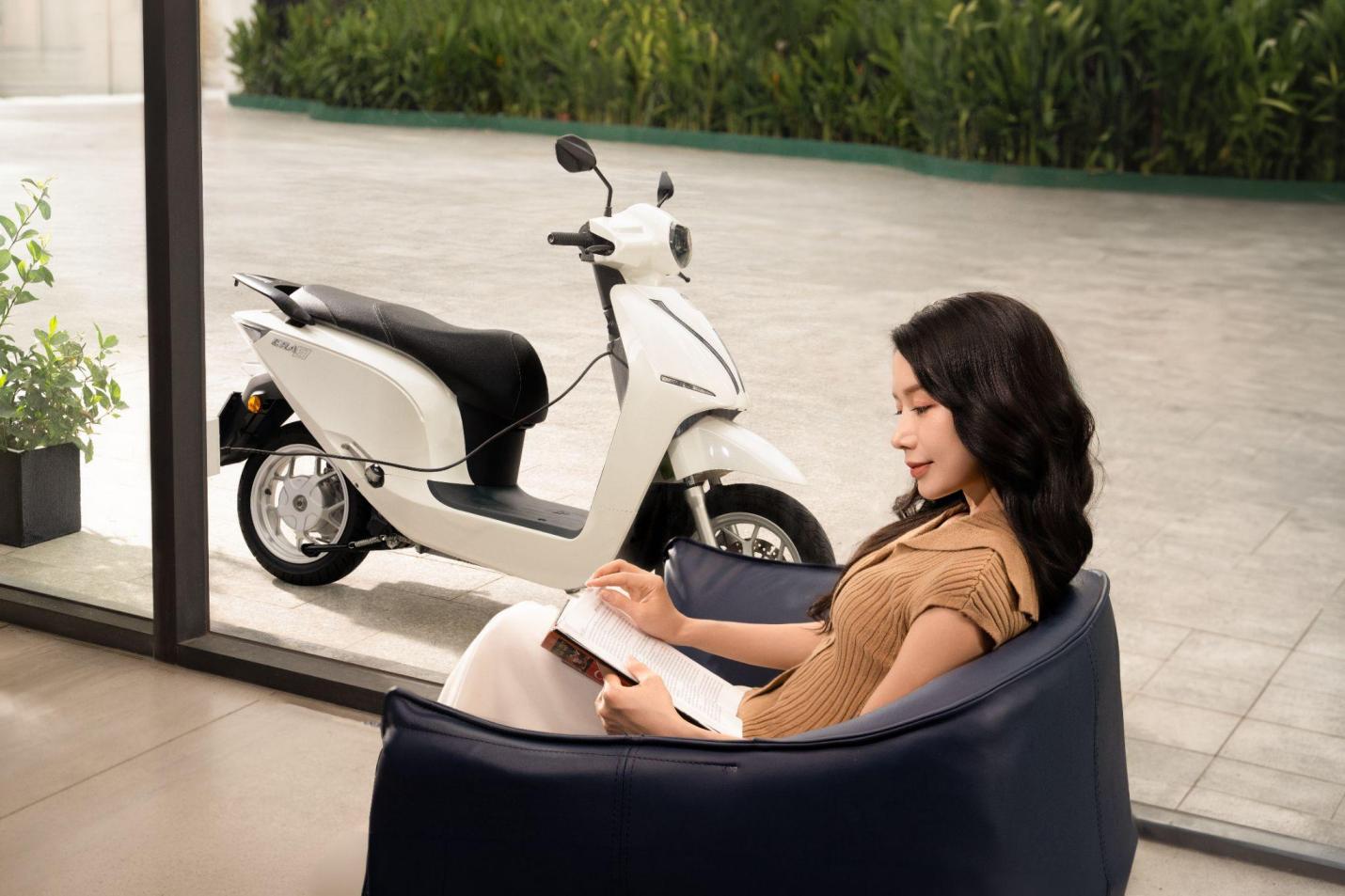 Mẫu xe ERA của Dat Bike trang bị công nghệ Sạc tích hợp do hãng tự nghiên cứu và phát triển
