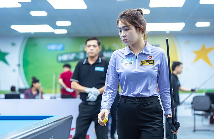 Tú Trinh tiếp tục tạo ra cú sốc