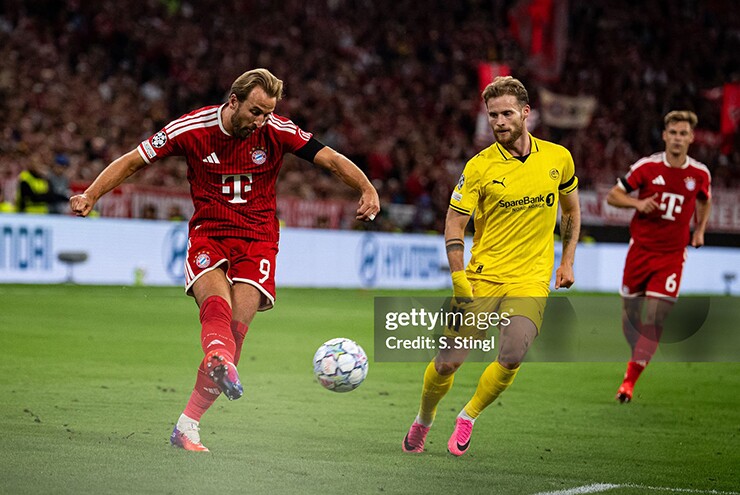 Video bóng đá Bayern Munich - Bodo/Glimt: Kane sánh ngang Ronaldo, 5 bàn  & amp; thẻ đỏ (Cúp C1)