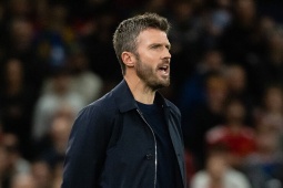 MU thắng đậm 4-0: Carrick hết lời ca ngợi Mainoo, hài lòng khi giữ sạch lưới