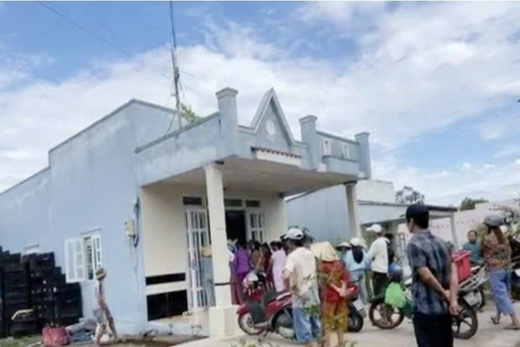 Đi làm về, phát hiện chị gái cùng người tình tử vong trong nhà