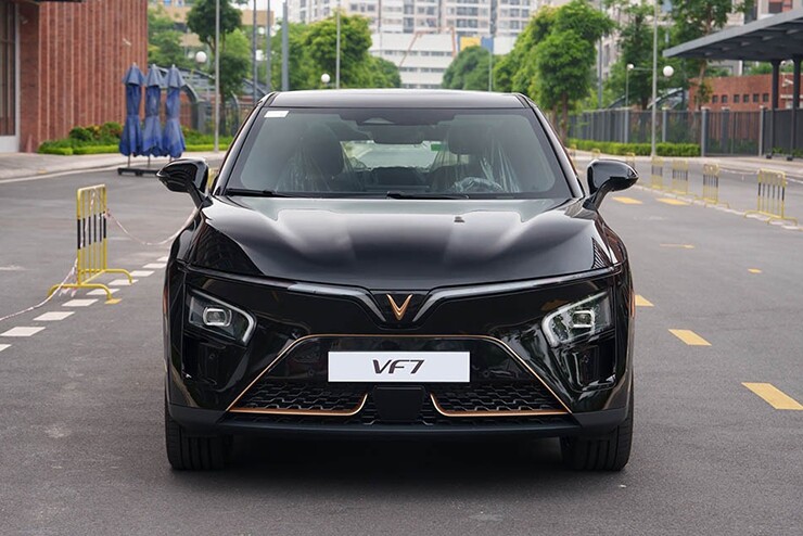 Giá xe VinFast VF 7 niêm yết và lăn bánh tháng 9/2026 - 3