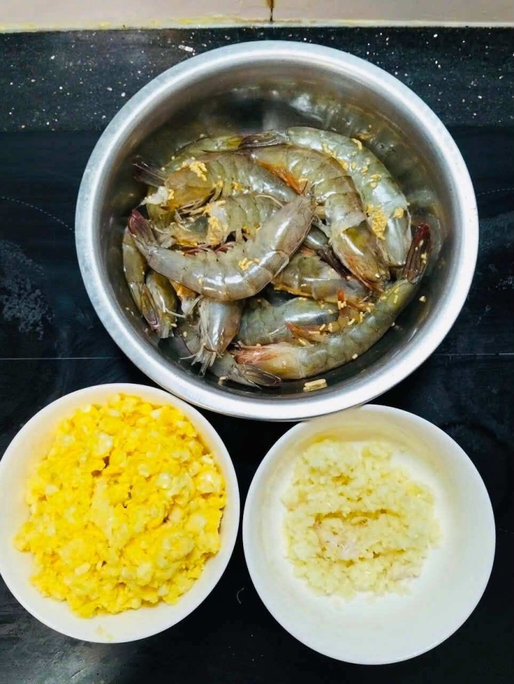Loại thịt ít chất béo, có protein ngang với sữa, giàu canxi, làm món này thơm béo đậm đà - 2