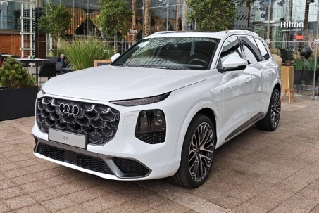 Bắt gặp xe Audi Q7 mới trên đường phố châu Âu