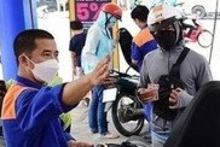 Giá xăng dầu hôm nay 14/9: Thế giới tăng, xăng trong nước vượt 24.000 đồng/lít