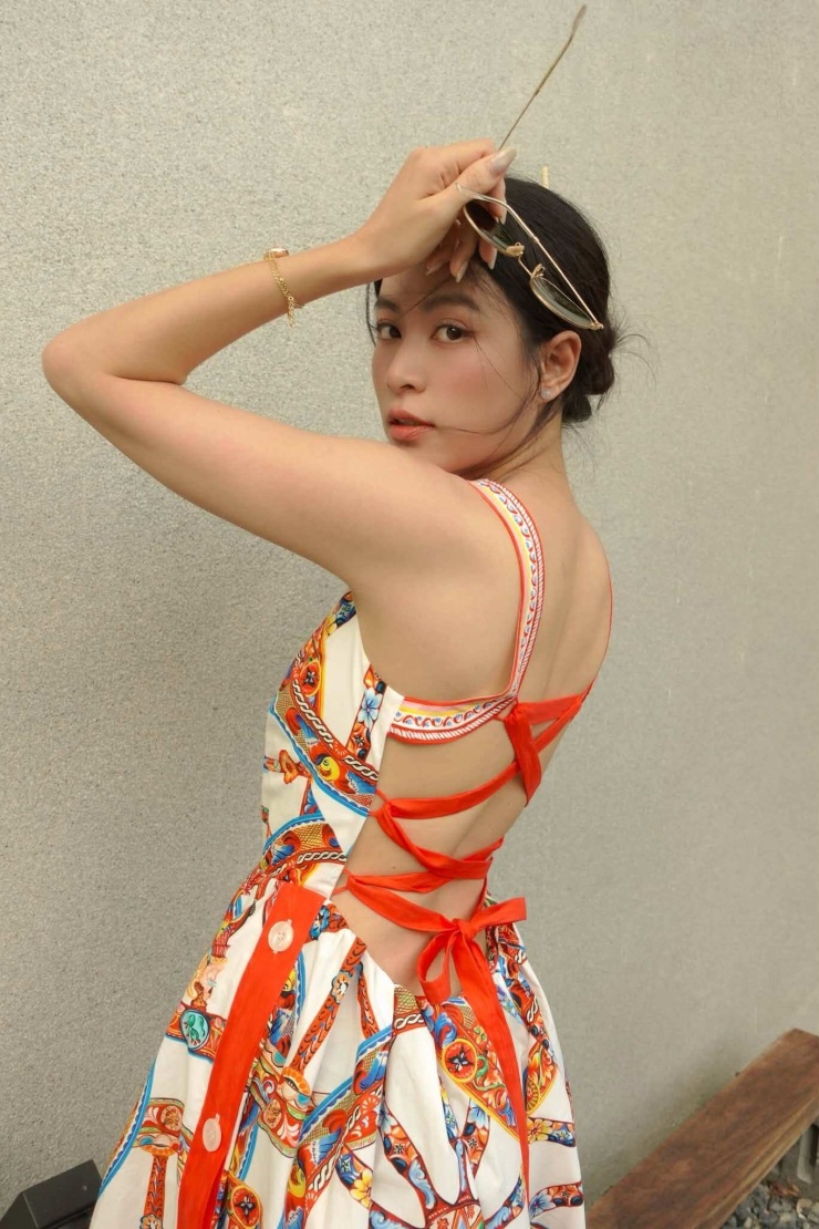 Không tin nổi sắc vóc Hoàng Thuỳ Linh ở tuổi 38 - 8