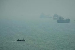 Đối thoại về eo biển Hormuz bị hoãn sau vụ tàu Iran bị tấn công