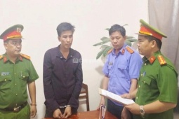 "Trường ca sĩ" bị bắt do tổ chức sử dụng ma túy