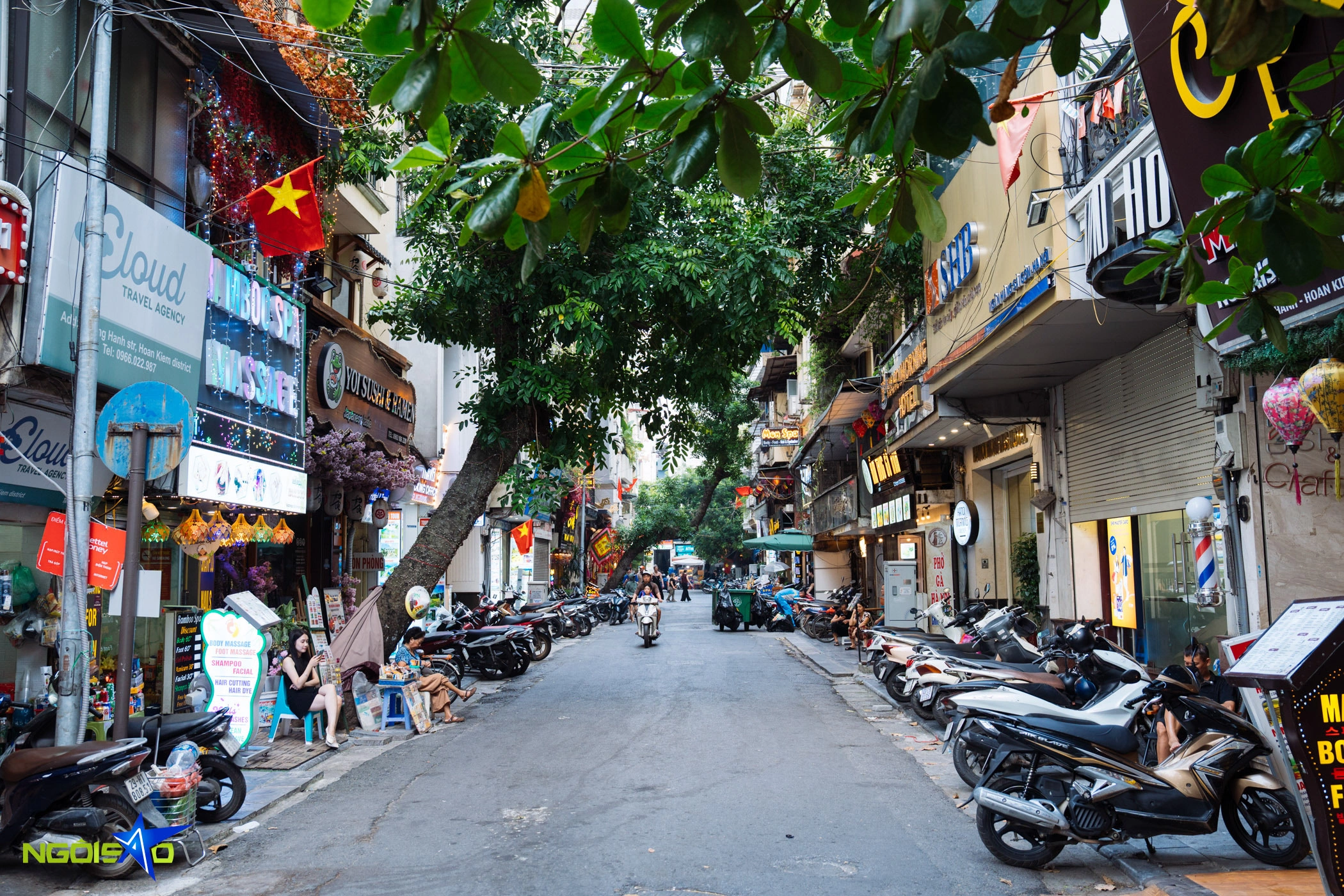 Từ ngày 7-26/9, người dân có thể tham gia góp ý phương án quy hoạch tại Phố sách Hà Nội, trụ sở UBND phường Hoàn Kiếm và Trung tâm Thông tin triển lãm Hà Nội, hoặc gửi ý kiến trực tuyến qua các cổng thông tin điện tử và ứng dụng iHanoi.