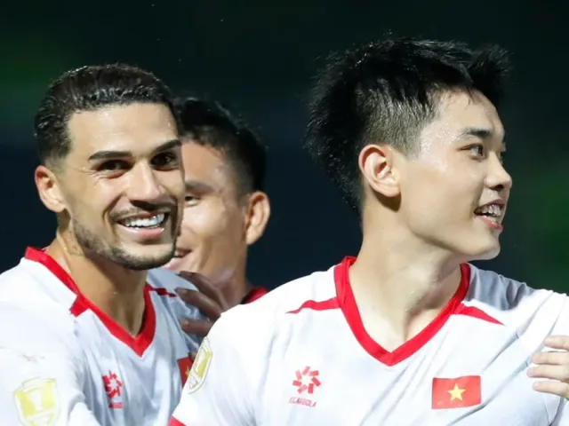 Lo cho tuyển Việt Nam trước FIFA ASEAN Cup