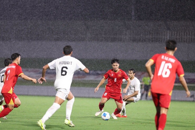 Trực tiếp bóng đá U23 Việt Nam - U23 Kuwait: Tiếc nuối xà ngang (ASIAD) (Hết giờ) - 4