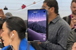 Thế giới Android đang dậy sóng vì một tính năng mới toanh trên iPhone Duo