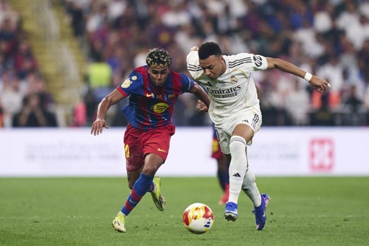 Yamal và Mbappe đều trải qua một mùa giải đáng nhớ