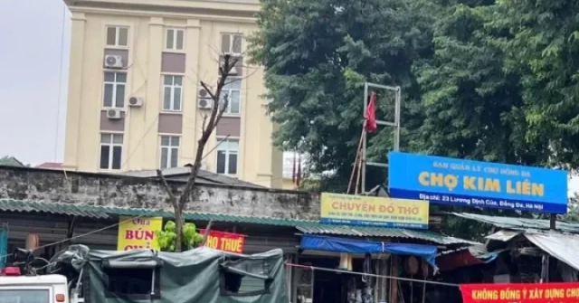 Đình chỉ hoạt động khu chợ 34 năm ở Hà Nội