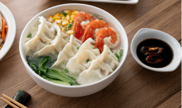 Món mì tôm Gyoza thanh nhẹ, đủ chất.