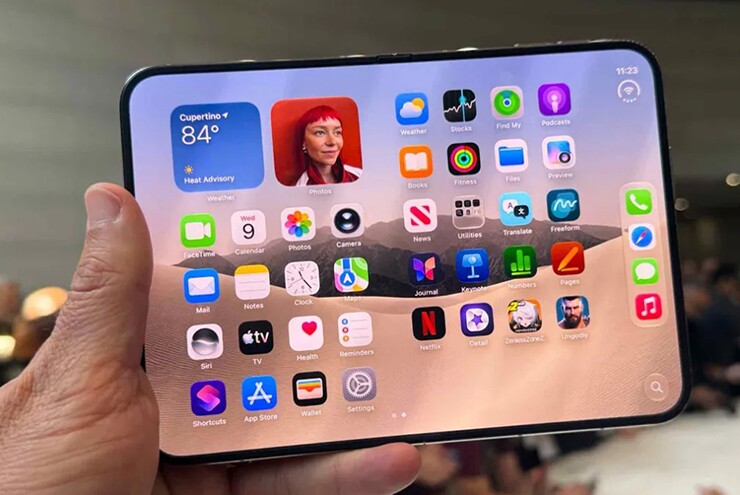 Riêng màn hình trong của iPhone Duo được cho là đã có chi phí sản xuất 250 USD.