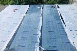 Cơn sốt giá vật liệu xây dựng: Bí quyết cắt giảm 25% chi phí nhờ hệ mái Polycarbonate