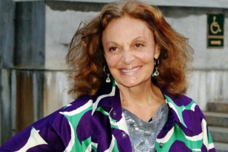 Diane von Furstenberg: 79 tuổi vẫn chăm da, nói không với dao kéo